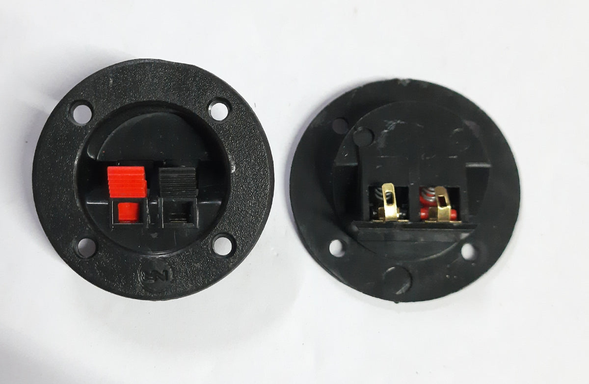ROUND SPEAKERK SOCKET VERY SMALL