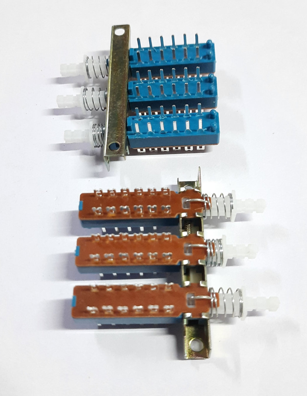 CONEL 3 WAY 6 PIN SWITCH