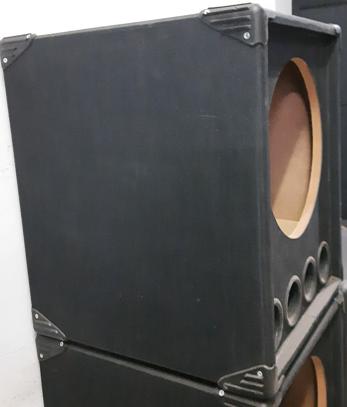 12" SUB BOX HEAVY 4AIRHOLE