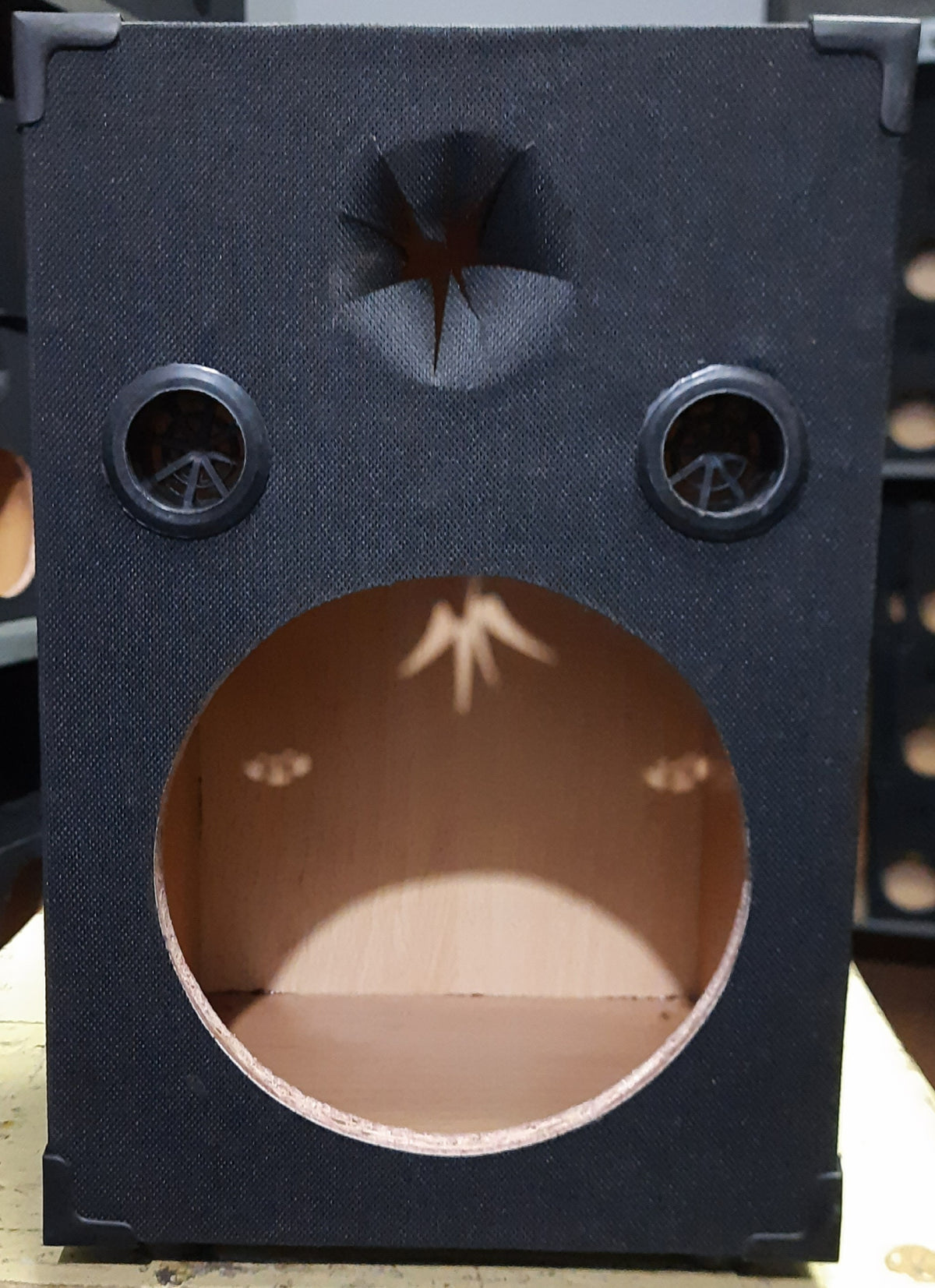 6x3 BOX
