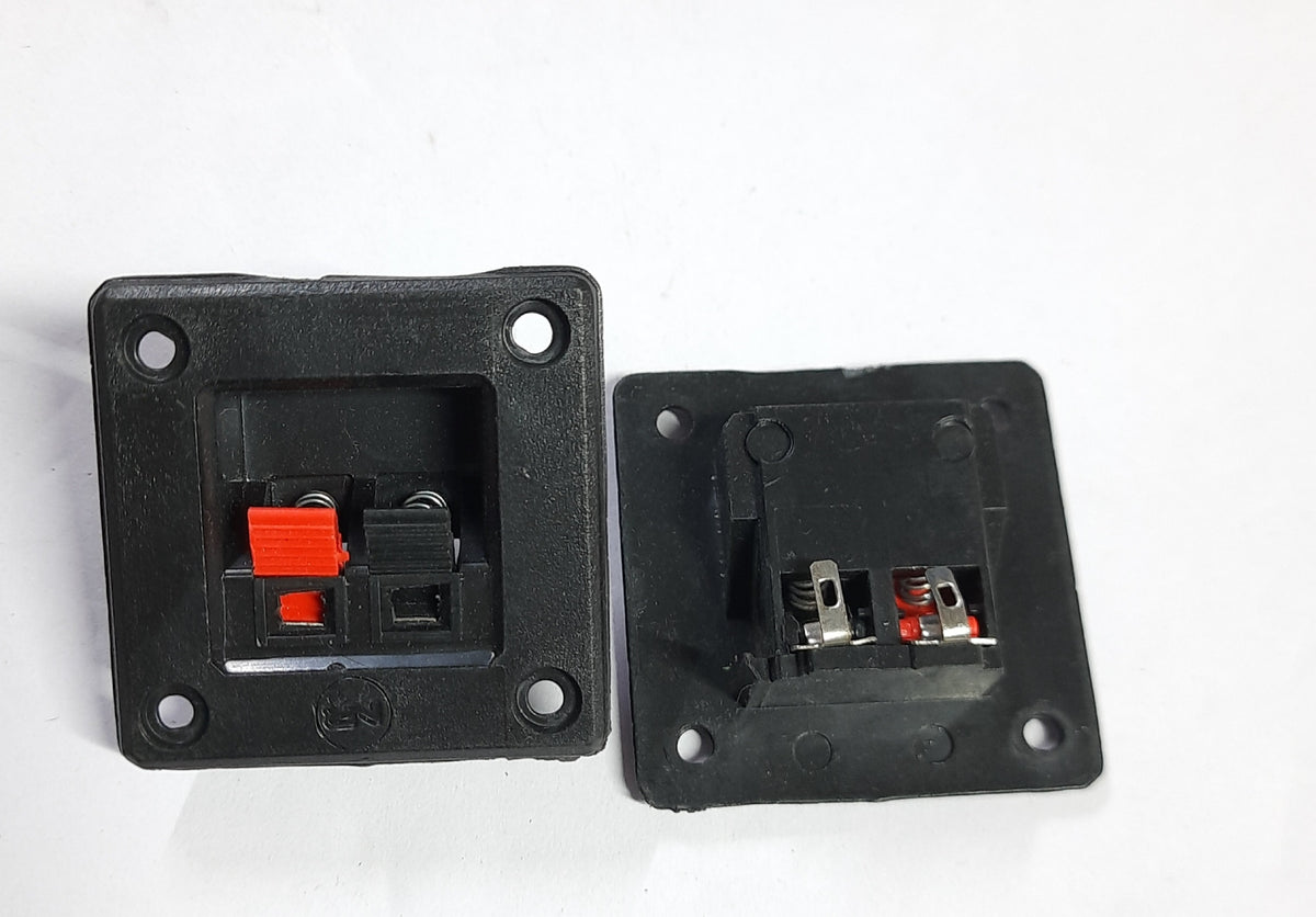 SPEAKER SOCKET SMALL (SQUARE TYPE)