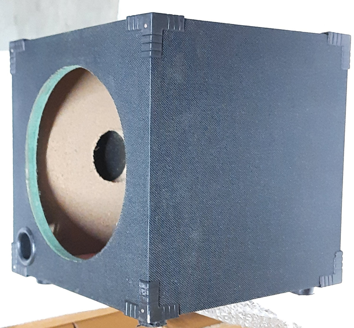 8" DEPTH BOX