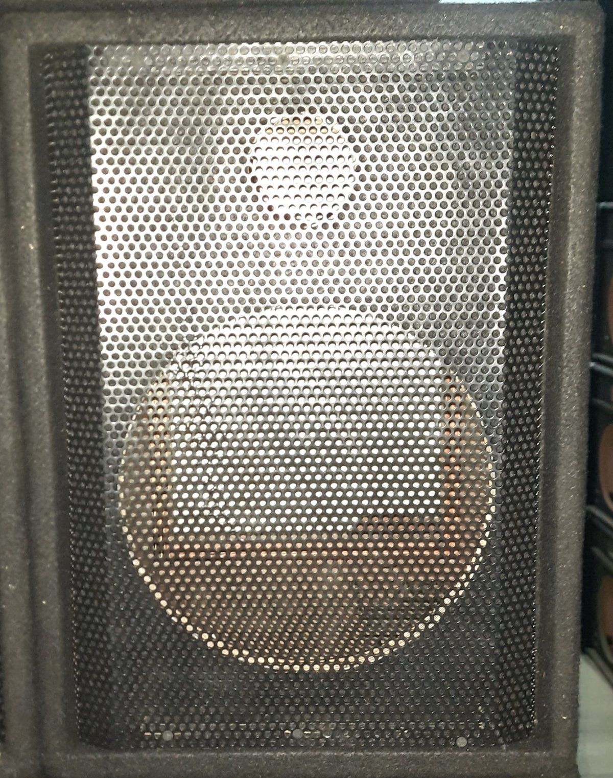 PLAYWOOD 12" SUB BOX (GRILL TYPE)