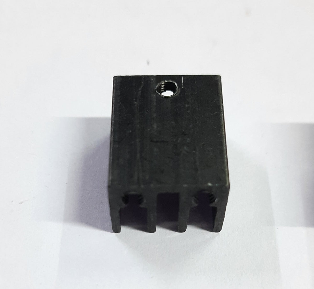 REGULATOR HEATSINK